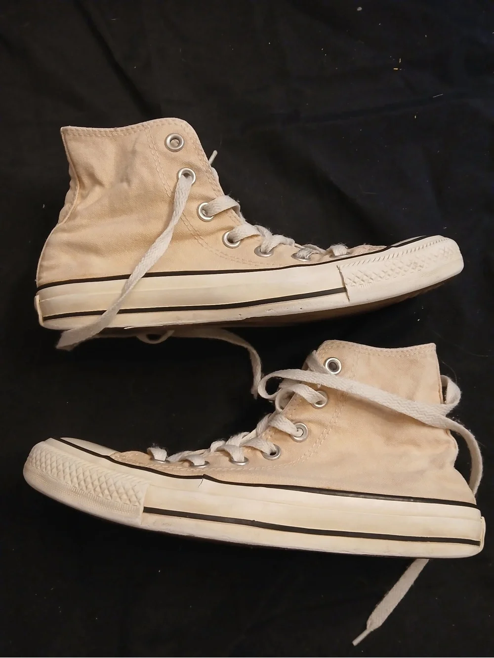 Converse High Top Sneakers in Light Beige Canvas